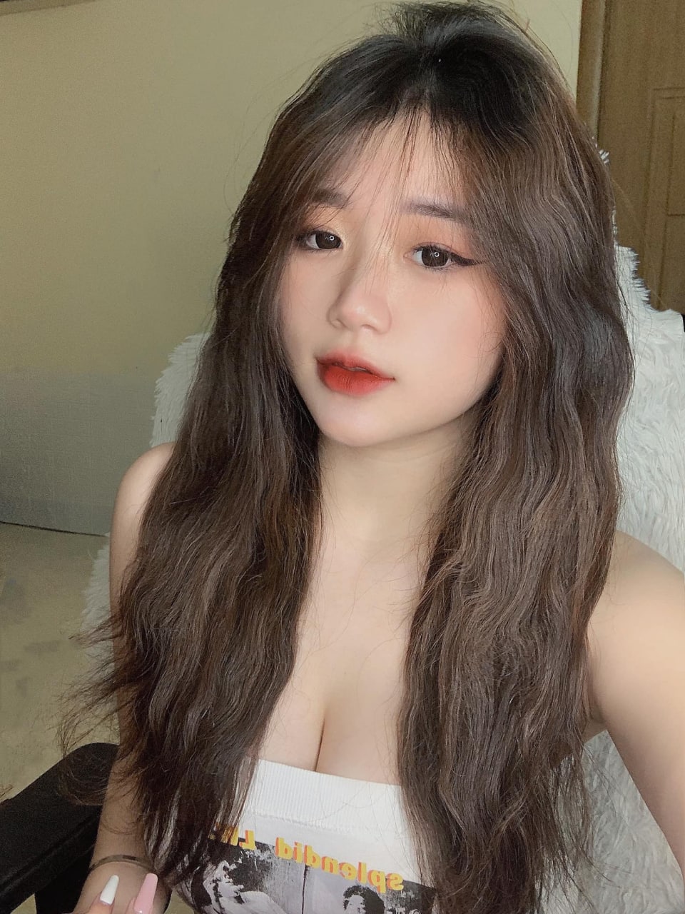 Phiên bản đầy đủ của ass đào tốt nhất tự động đưa dương vật vào cơ thể. Vị trí trên cùng không thua kém những vị trí khác và lối vào phía sau cũng không thua kém.